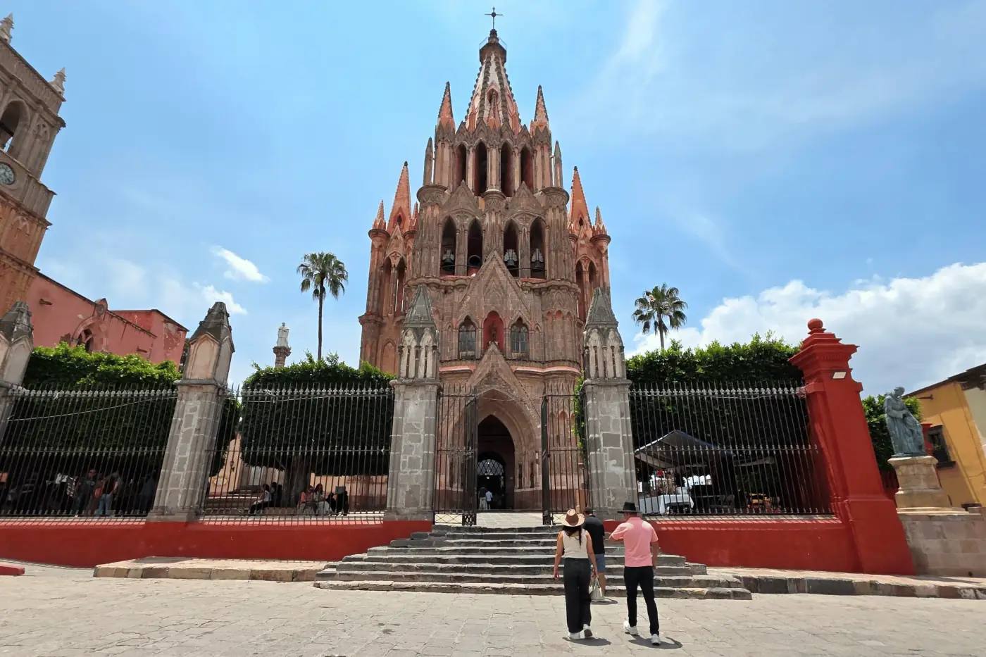 Atrio de la iglesia