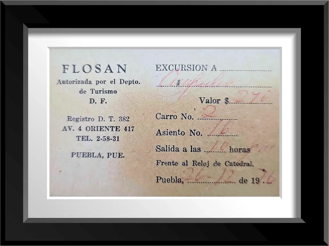 Boleto impreso de Agencia Flosan con los campos de excursión, valor, carro, asiento y hora, llenados a mano y fechado el 26 de diciembre de 1976